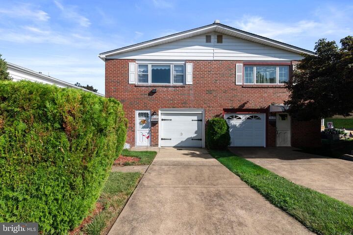 Property Photo:  15139 Milford Street  PA 19116 