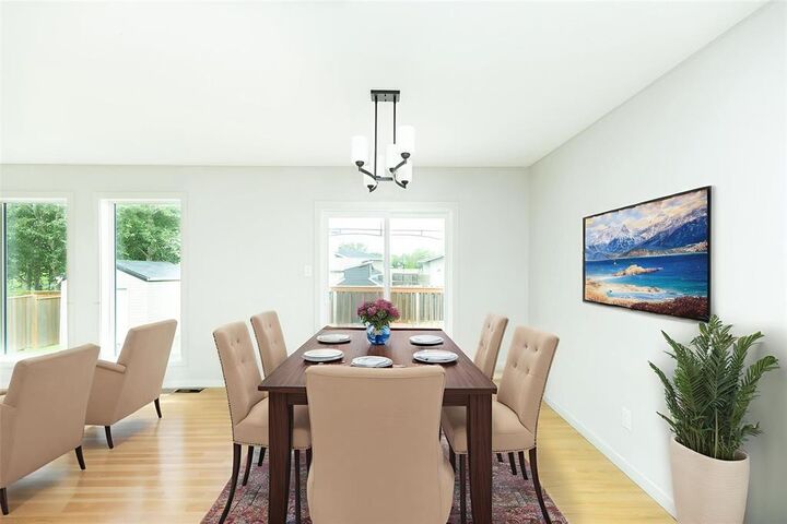 Property Photo: 155 Chrysler Gate MB R5G 2E7