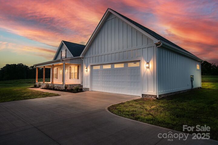 Property Photo: 5384 Reepsville Road NC 28168