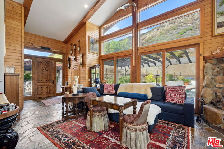 Property Photo: 25615 Mulholland Hwy CA 91302