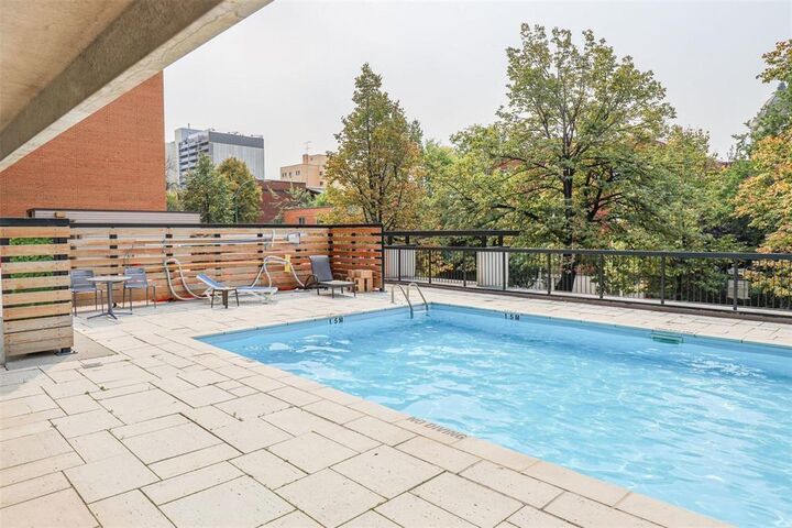 Property Photo: 77 Edmonton Street MB R3C 4H8