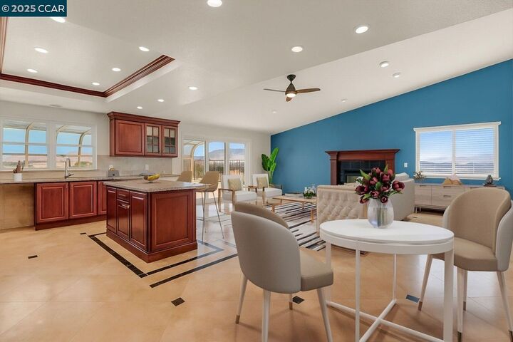 Property Photo: 2918 Morgan Dr CA 94583