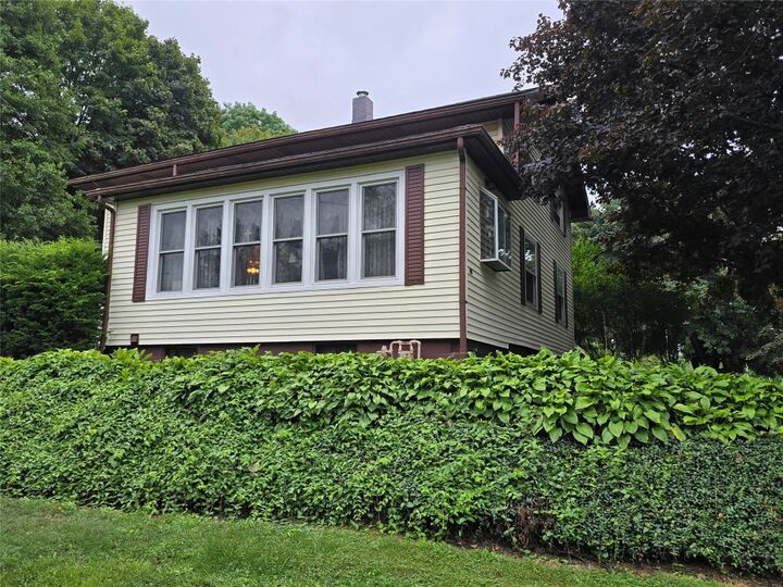 Property Photo:  86 S Main Street  PA 16401 