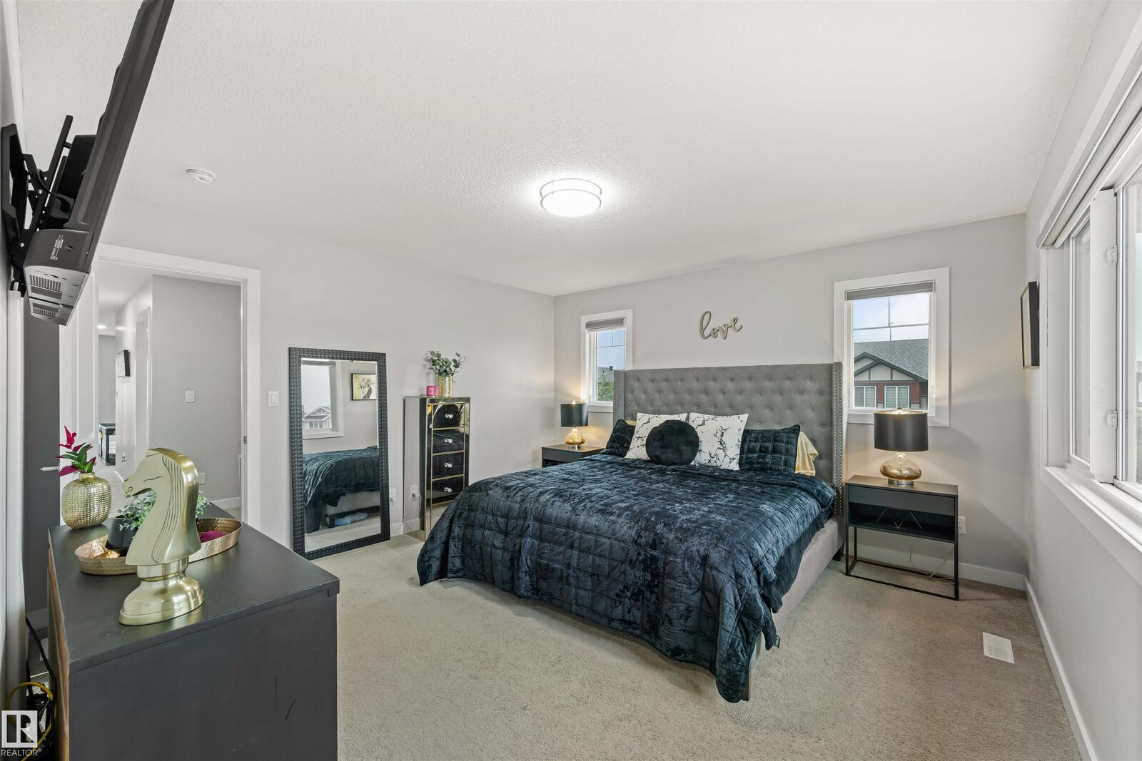 Property Photo:  704 Conroy Court SW  AB T6W 4H5