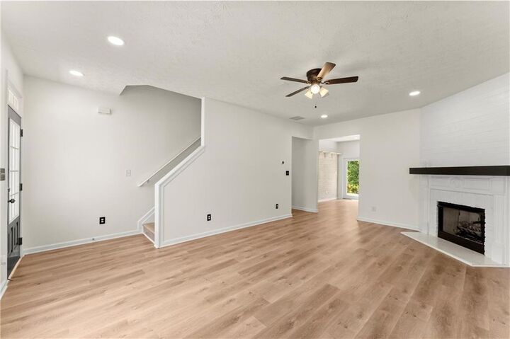 Property Photo: 3723 Verde Glen Lane GA 30040