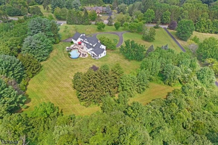 18 Kerby Ln  Mendham Boro NJ 07945 photo