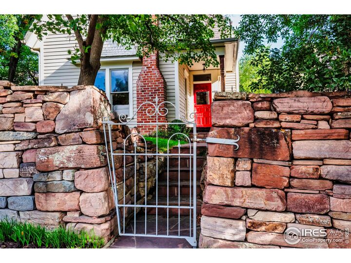 Property Photo: 405 Valley View Dr CO 80304