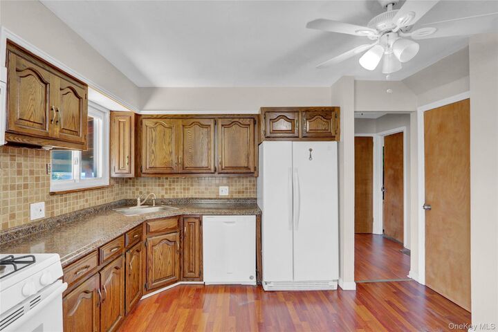 Property Photo:  14 5th Avenue  NY 11735 