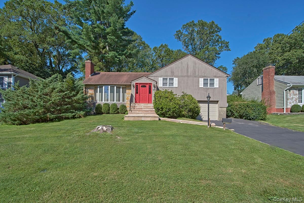 Property Photo: 185 Pinewood Road NY 10530