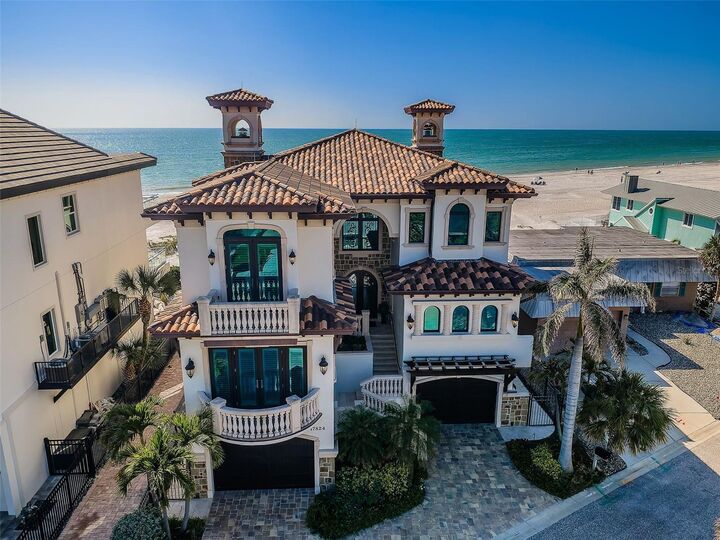 Property Photo:  17824 Lee Avenue  FL 33708 