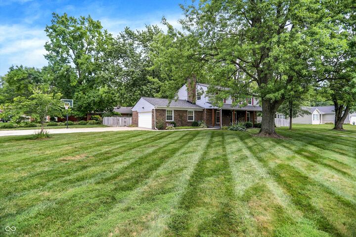 Property Photo: 7928 Acre Lane IN 46112