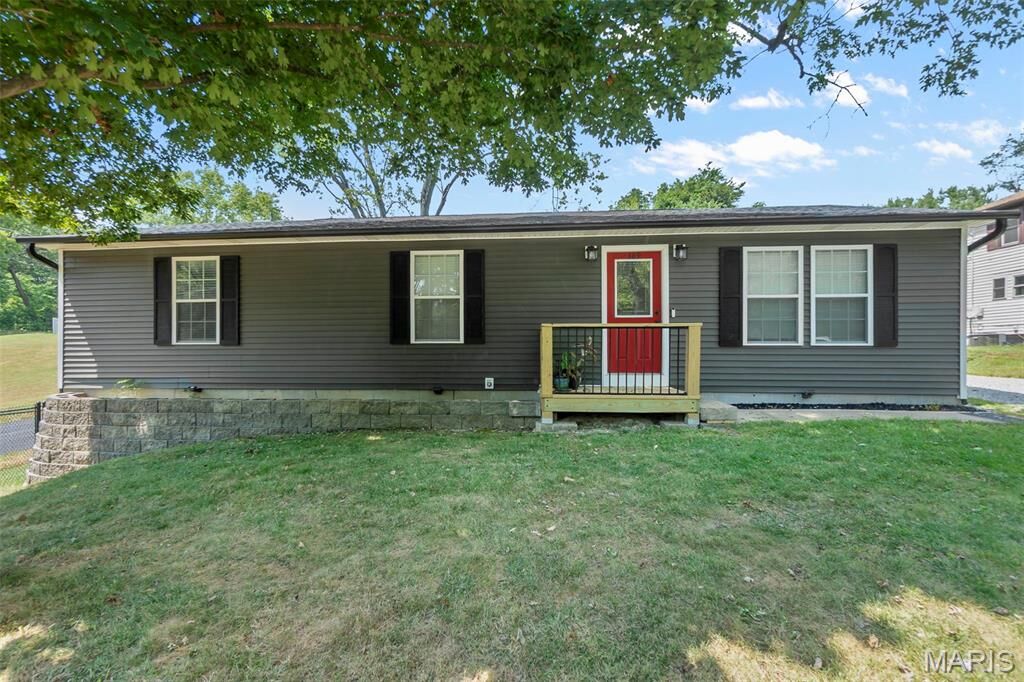 Property Photo: 389 Country Club Drive MO 63701