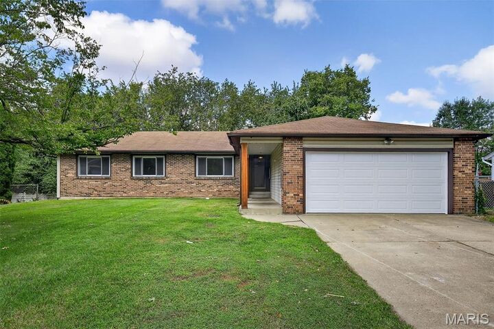 1351 Brandywine Lane  St Peters MO 63376 photo