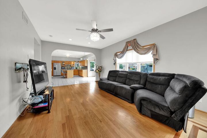 Property Photo:  10745 Lockwood Avenue  IL 60453 