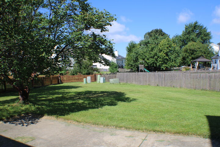 Property Photo:  122 Olde English Court  IL 60446 