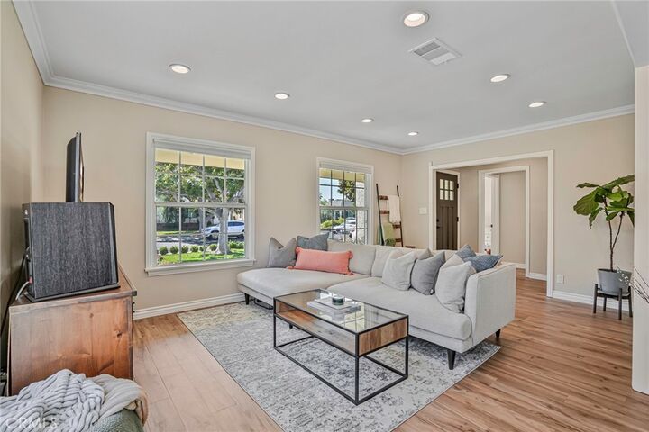 Property Photo: 8342 Reading CA 90045