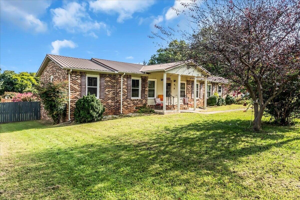 Property Photo: 208 Tammy Dr TN 37324