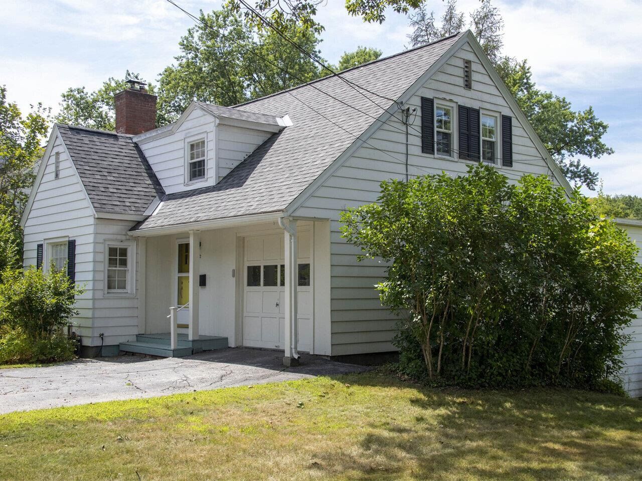 Property Photo:  52 Clarendon Avenue  VT 05602 