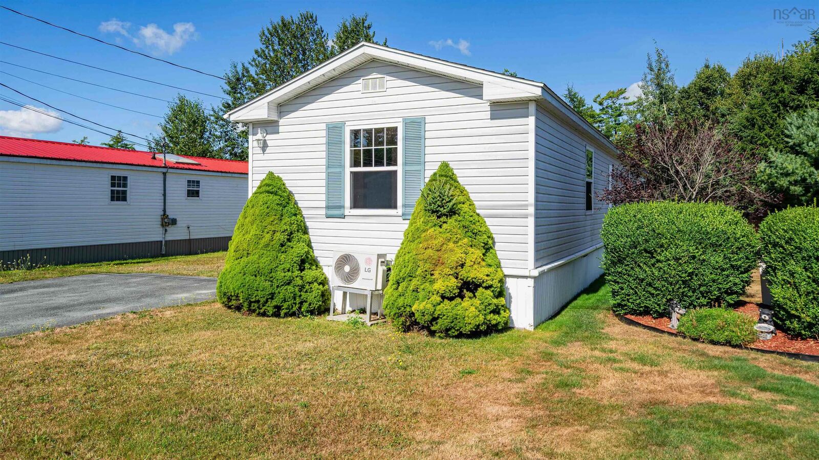 Property Photo:  47 Bumpy Lane  NS B3E 1B8 