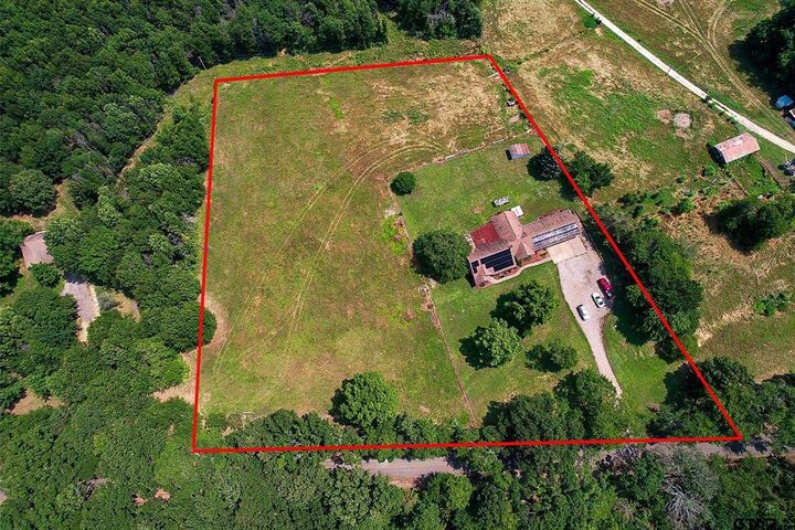 Property Photo: 1007 County Road NE 2010 TX 75457