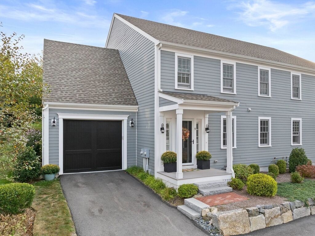 Property Photo:  9 Damon Farm Way 9  MA 02061 