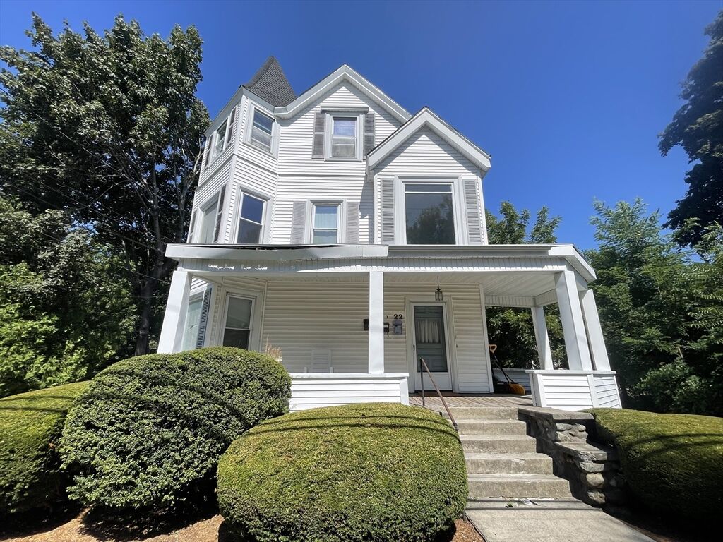Property Photo:  22 Cleveland Ave 3  MA 01801 