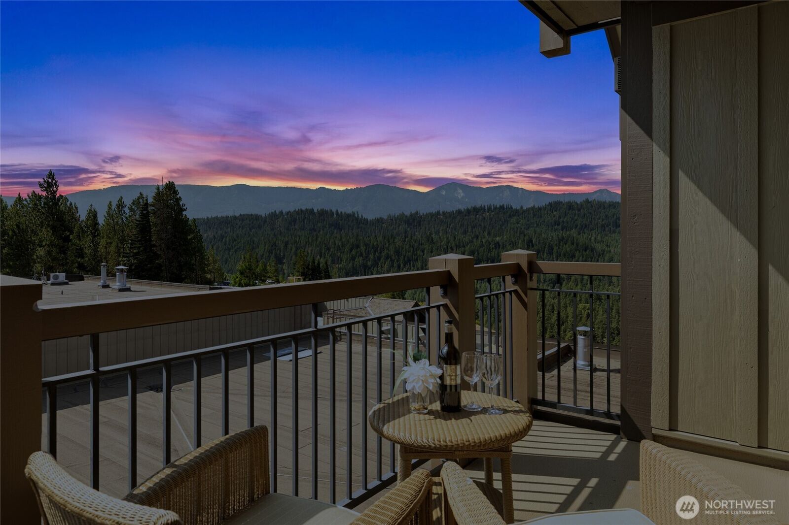 Property Photo:  3600  Suncadia Trail 4066  WA 98922 