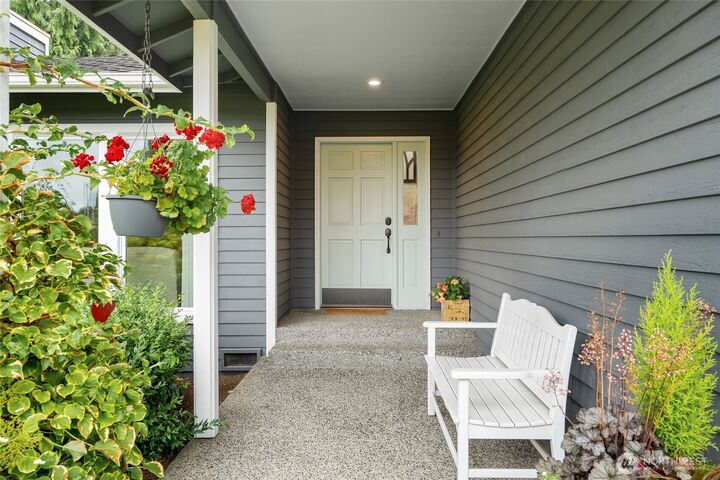 Property Photo: 13433 42nd Avenue W WA 98275