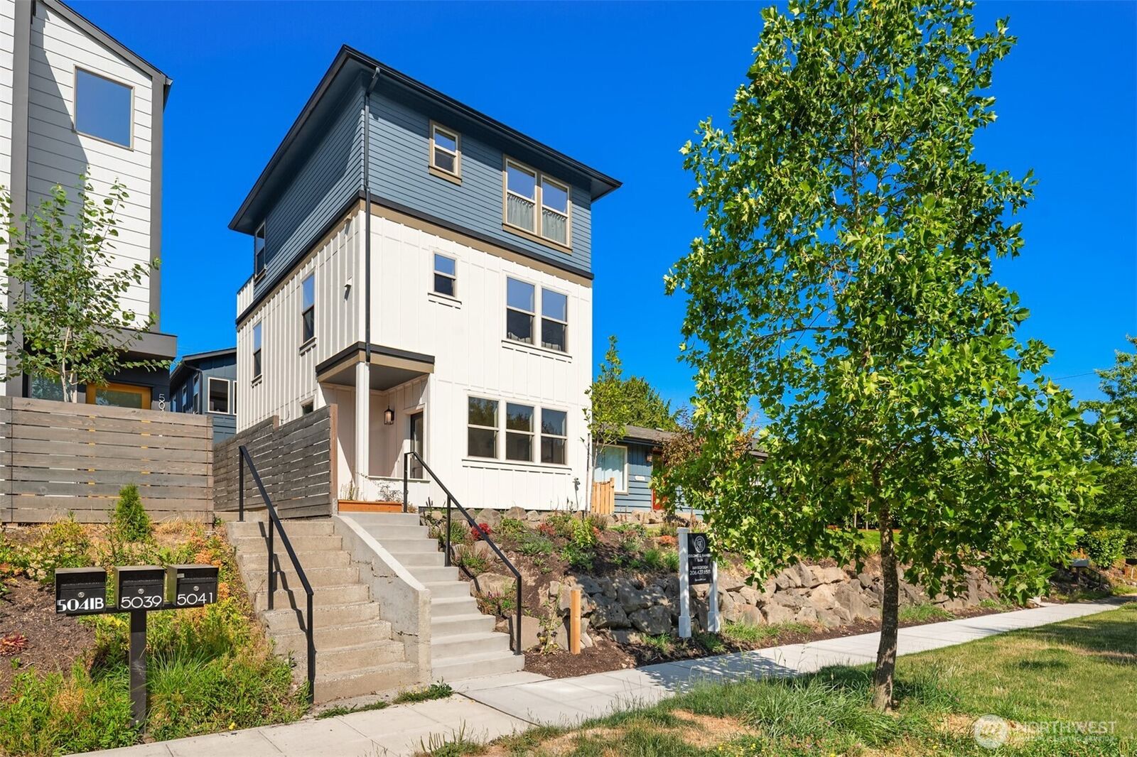 Property Photo: 5037 25th Avenue SW WA 98106