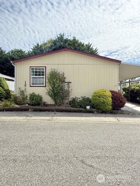 Property Photo: 11100 4th Avenue 28 WA 98204