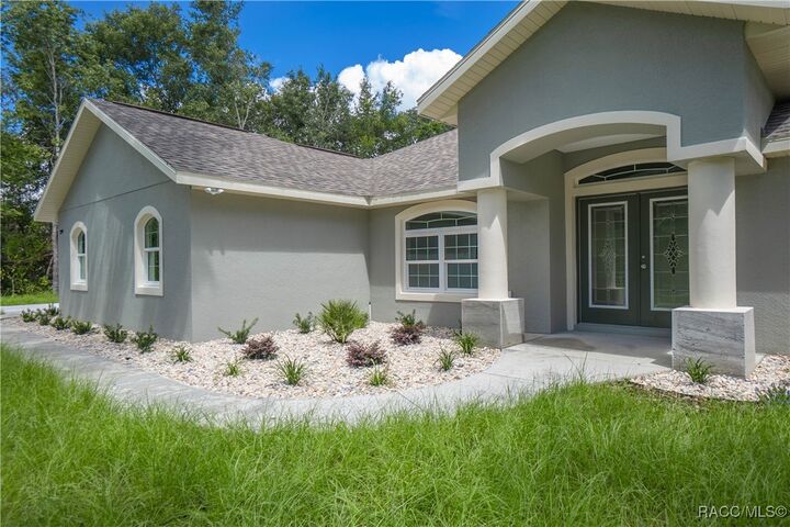 Property Photo:  399 W Massachusetts Street  FL 34442 