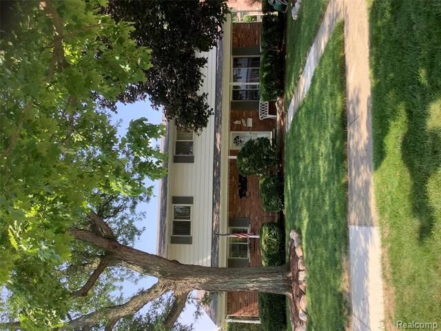 Property Photo: 16319 Wayne Road MI 48154