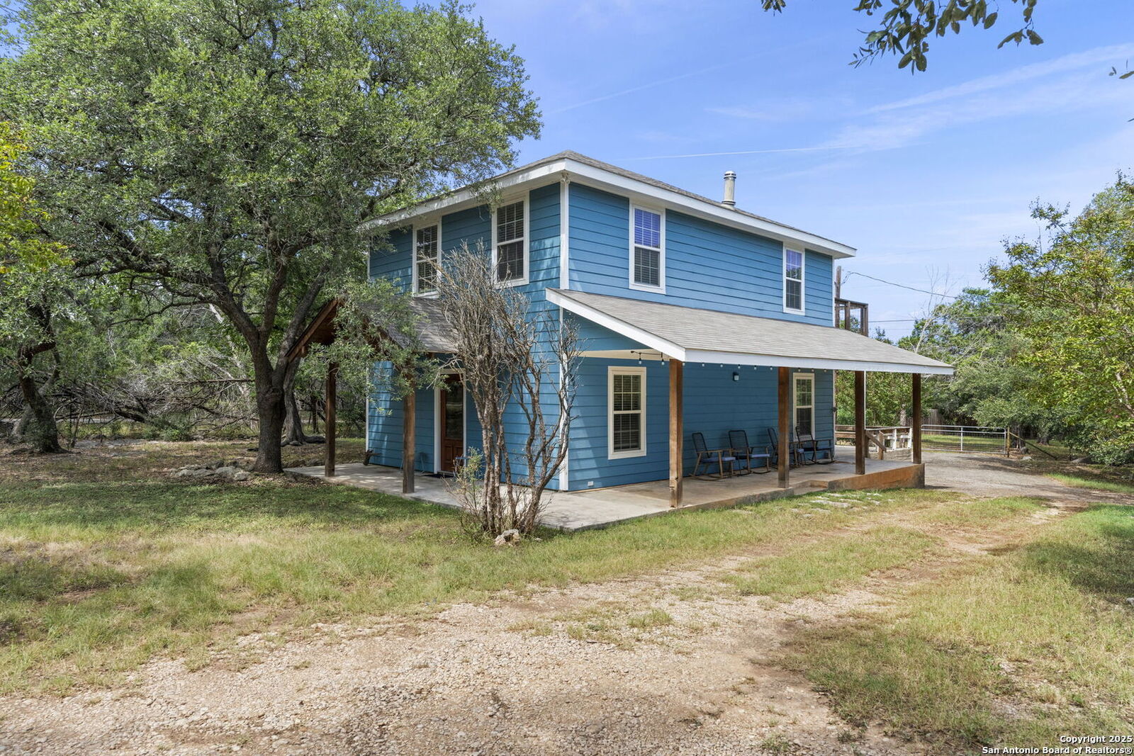 Property Photo: 1265 Comanche Path TX 78003