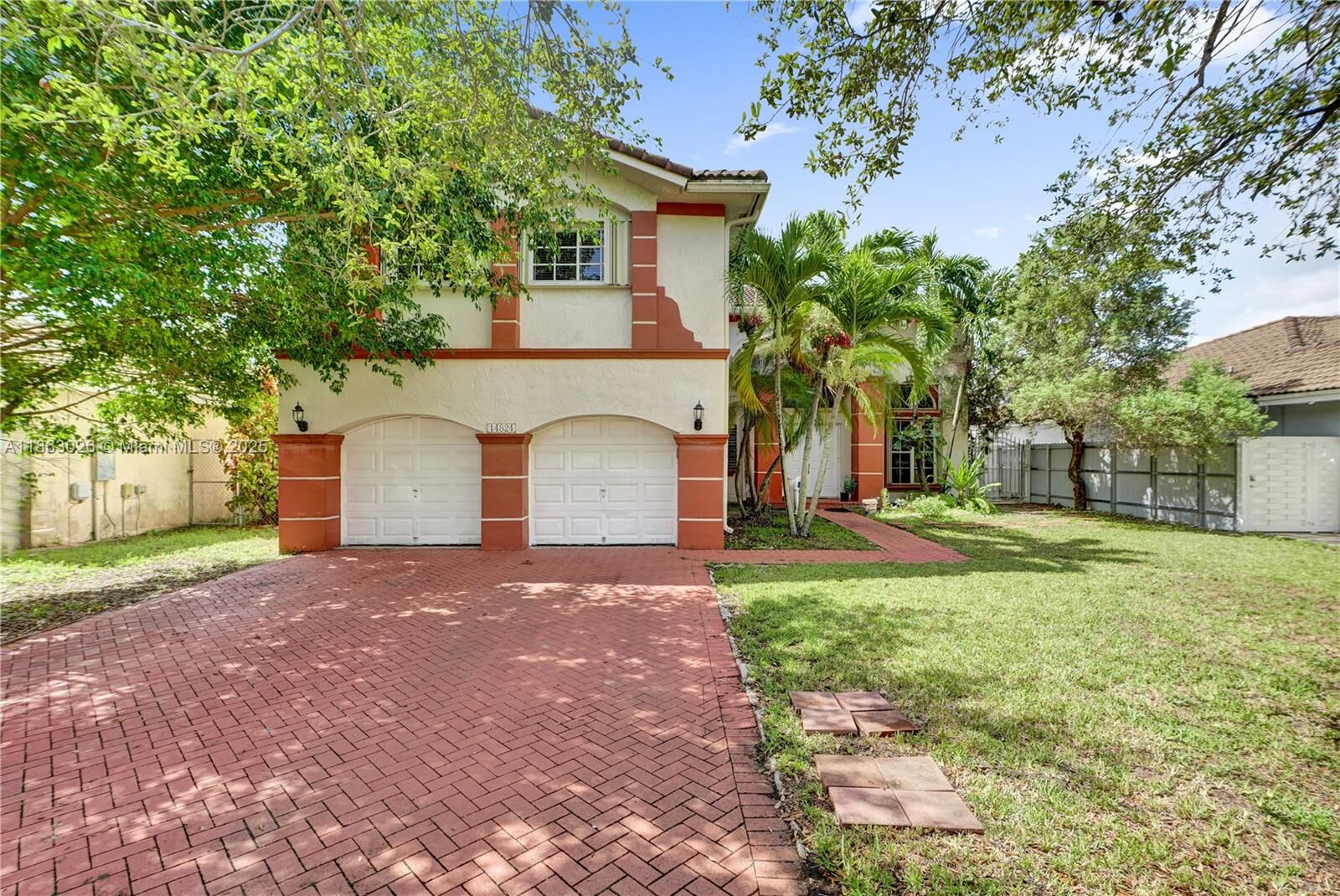 Property Photo: 14824 SW 180th St FL 33187