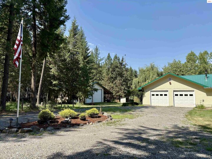 Property Photo:  2914 Crossport Road  ID 83805 