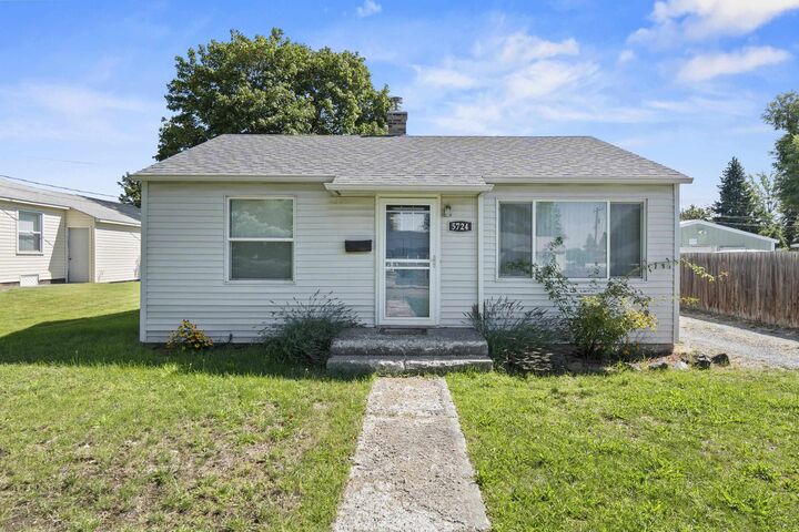 Property Photo: 5724 N Alberta St WA 99205