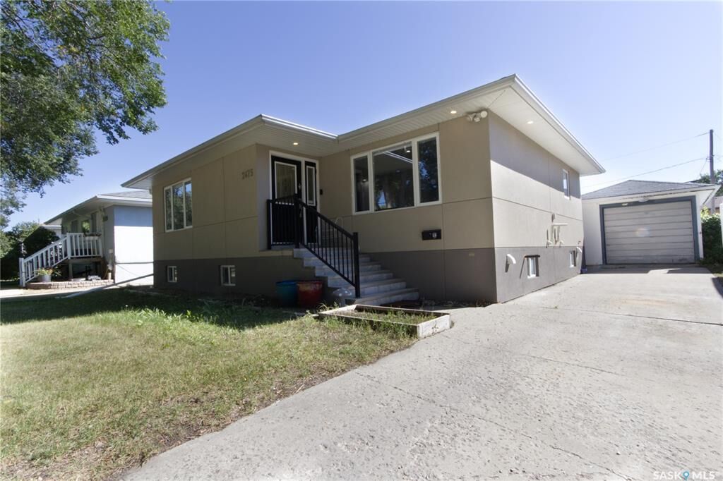Property Photo:  2475 Francis Street  SK S4N 2R1 