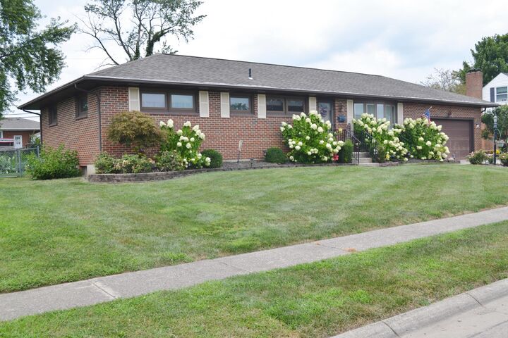 Property Photo:  5127 Stoneridge Drive  OH 45503 