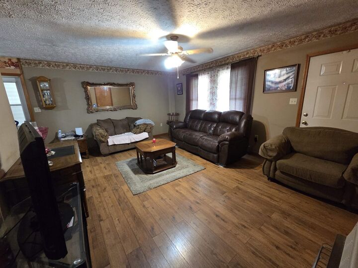 Property Photo: 716 Elm Street KY 41143