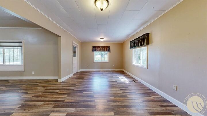 Property Photo: 2102 N 9th Road MT 59088