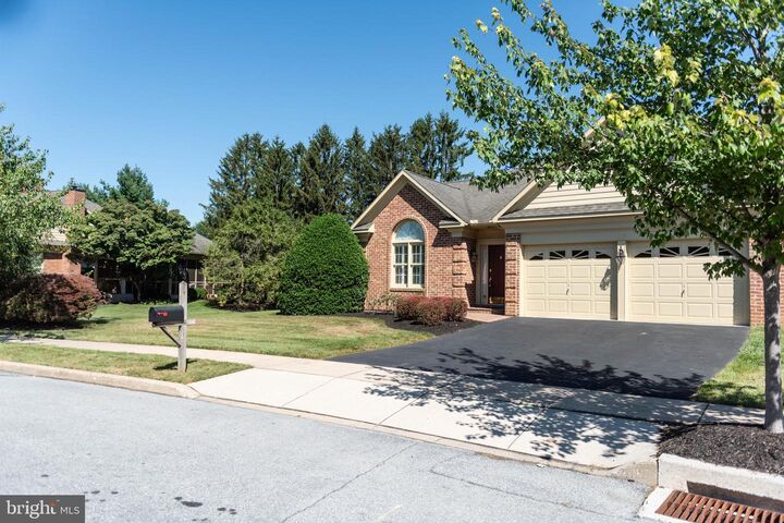 Property Photo: 29 Almond Drive PA 17033
