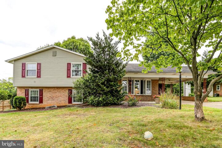 17 W Shore Drive  Camp Hill PA 17011 photo