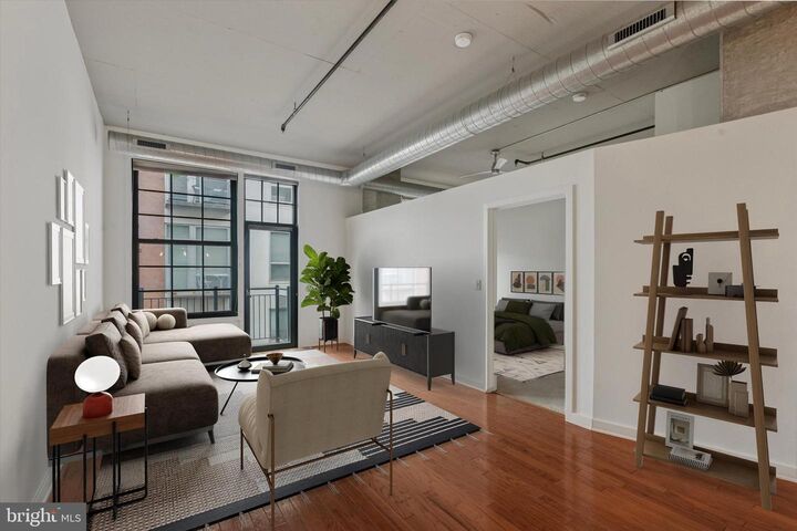 112 N 2nd Street 5F5  Philadelphia PA 19106 photo