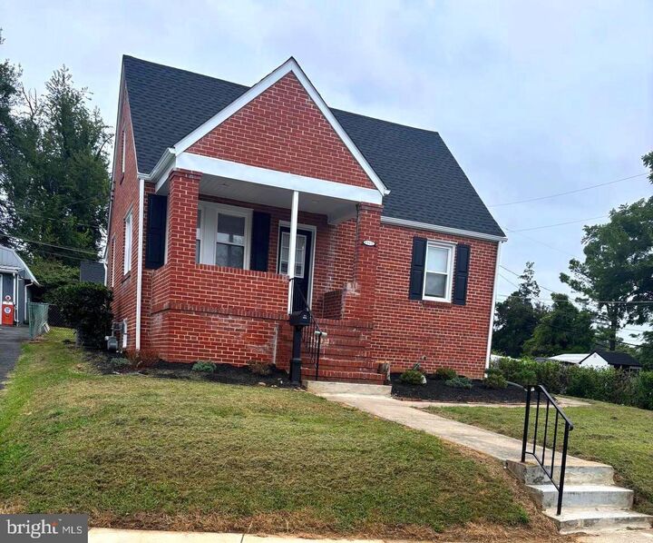 Property Photo: 6912 Willowdale Avenue MD 21206