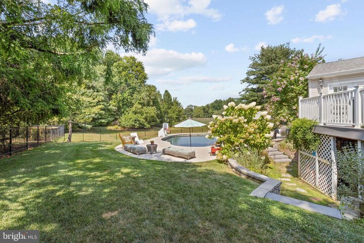 Property Photo:  432 Schindler Drive  PA 19067 