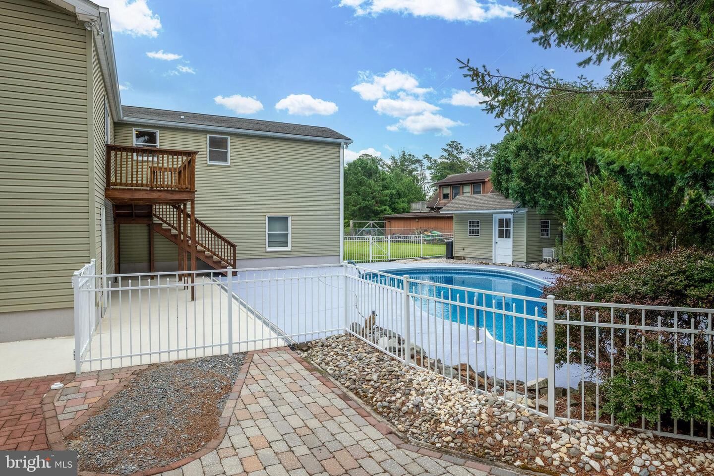 Property Photo: 24151 Creek View Drive DE 19966
