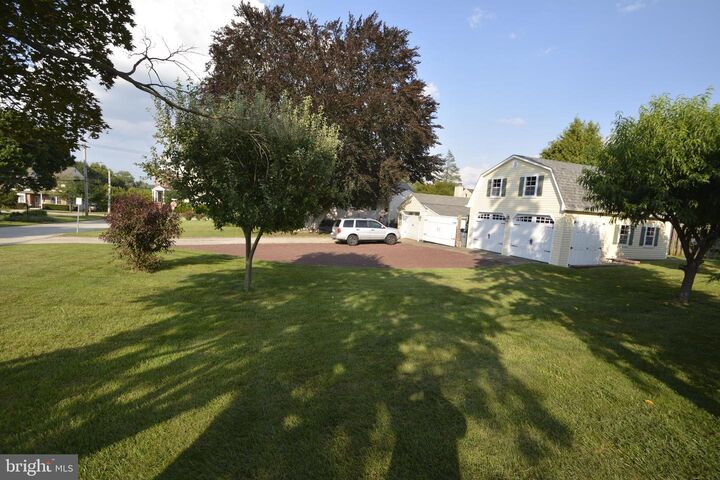 Property Photo:  302 S Valley Forge Road  PA 19333 