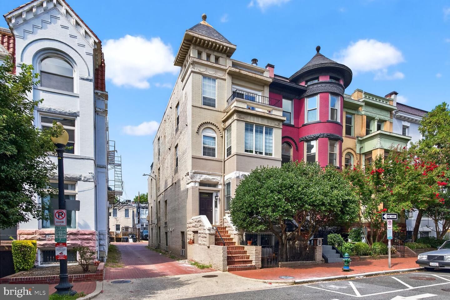 Property Photo: 2119 N Street NW 6 DC 20037