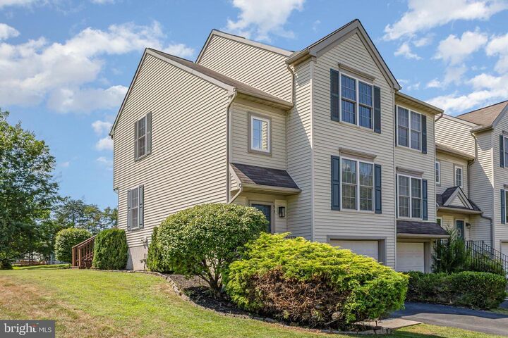 Property Photo: 53 Woodmyre Lane PA 17025