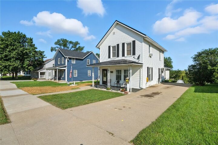 Property Photo: 313 1st Avenue E IA 52033